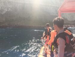 Berhasil Dievakuasi Tim SAR, WNA Asal Perancis Terjebak Di Tebing