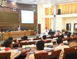 DPRD Magetan Menerima Kunjungan Siswa SMK YKP Magetan