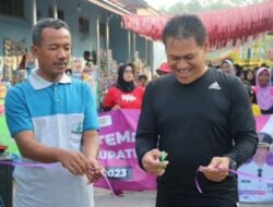 Ketua DPRD Magetan Secara Simbolis Berangkatkan Jalan Sehat Di Senadi Festival Petung Rejo