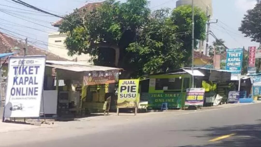 ASDP Diduga Acuh, Harga Tiket Penyebrangan di Kios Tiket Gilimanuk-Ketapang Seakan Menggila