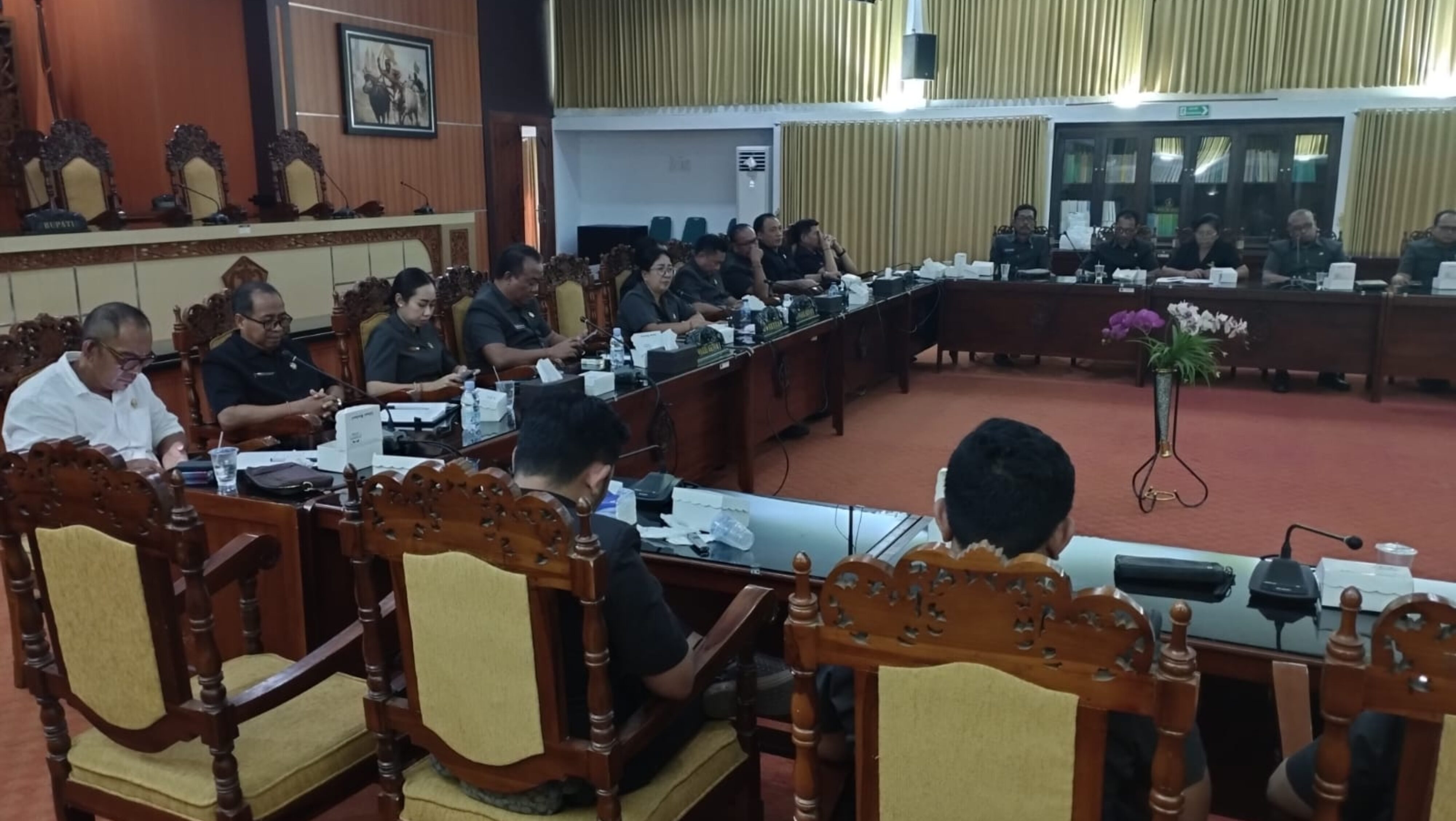 DPRD Kabupaten Jembrana Gelar Rapat Kerja Bahas Penataan Toko Modern Berjaringan, Regulasi Akan Diperketat