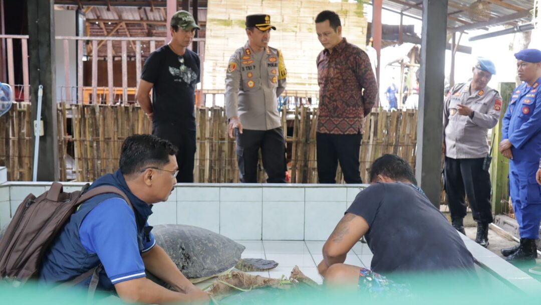 Bupati Kembang Hartawan Ajak Masyarakat Jangan Sungkan Melapor Jika Menemukan Kejahatan Penyelundupan Satwa