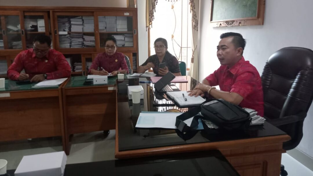 Rapat Kerja Bersama OPD, Komisi II DPRD Jembrana Soroti Lambatnya Pencairan Dana Talangan Untuk PMI, Padahal Anggaran Sudah Siap