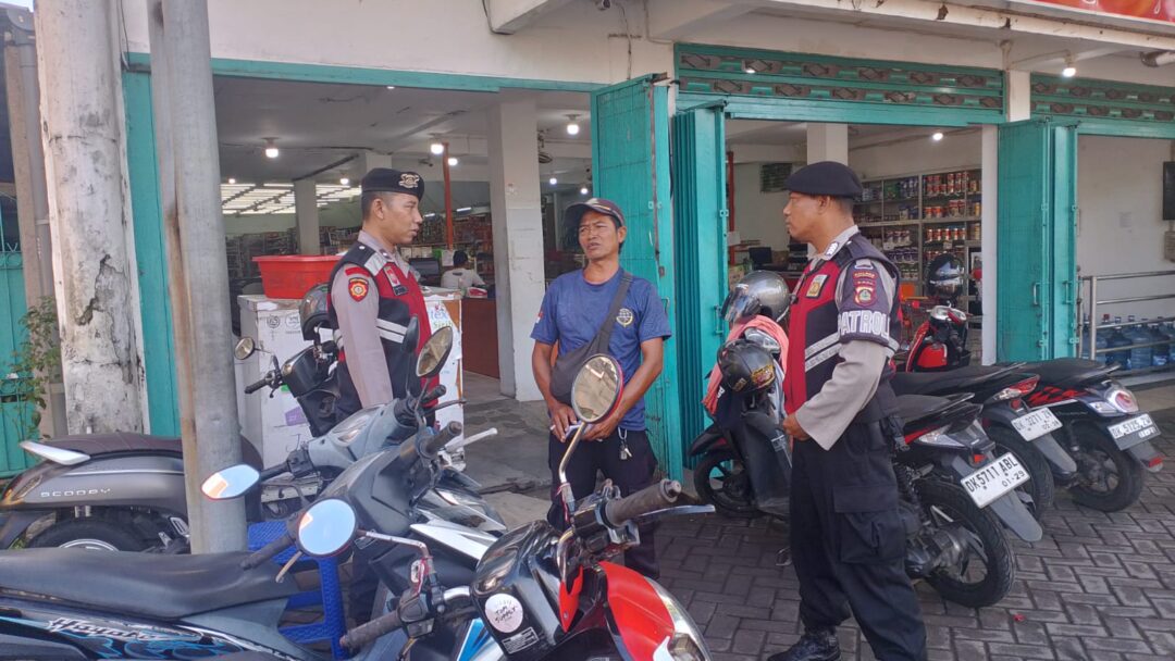 Satuan Samapta Polres Jembrana Sambangi Pertokoan, Wujudkan Rasa Aman Di Tengah Masyarakat