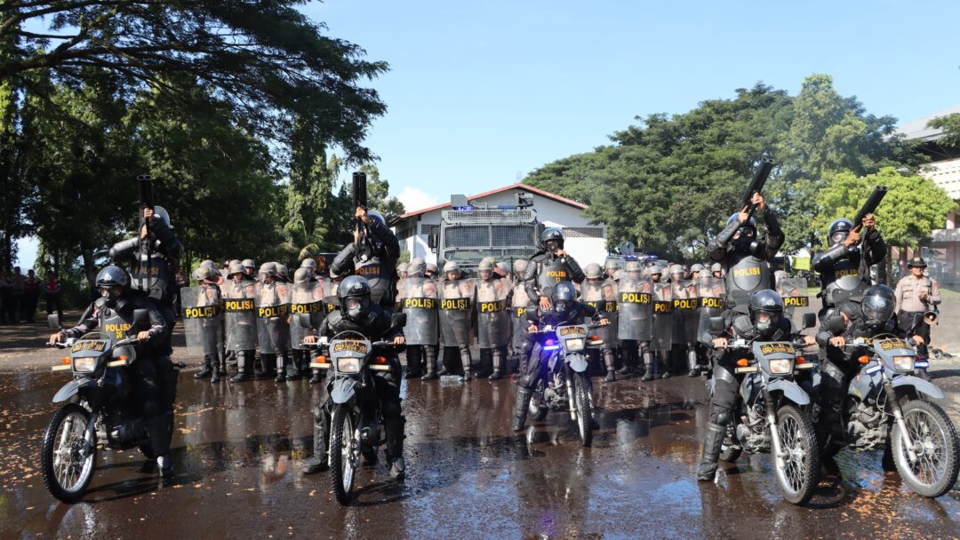 Polres Jembrana Gelar Simulasi Pengamanan May Day 2025, Tegaskan Komitmen: Polri Untuk Masyarakat