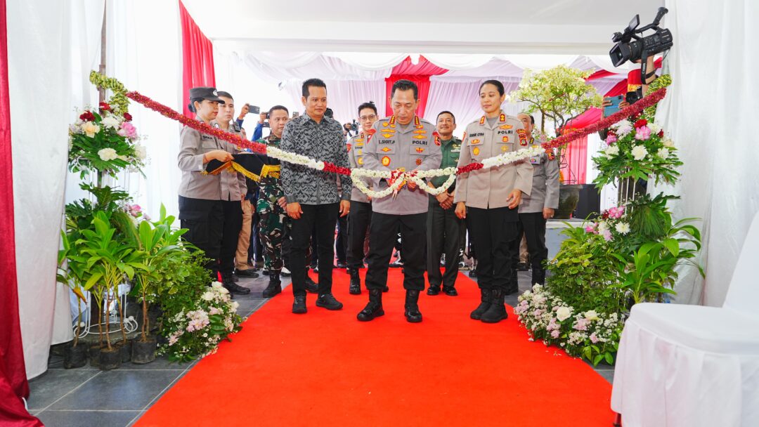 Kapolri Resmikan Dapur SPPG Polres Jembrana, Siap Dukung Program Makan Bergizi Gratis