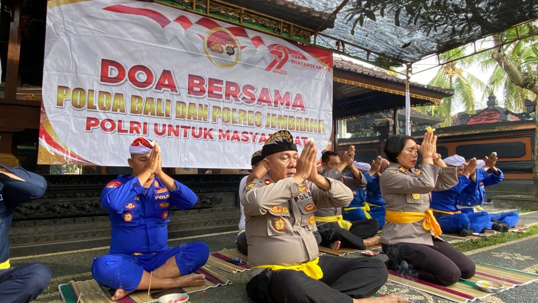 Doa Bersama Warnai Rangkaian Hari Bhayangkara Ke-79 Di Polres Jembrana