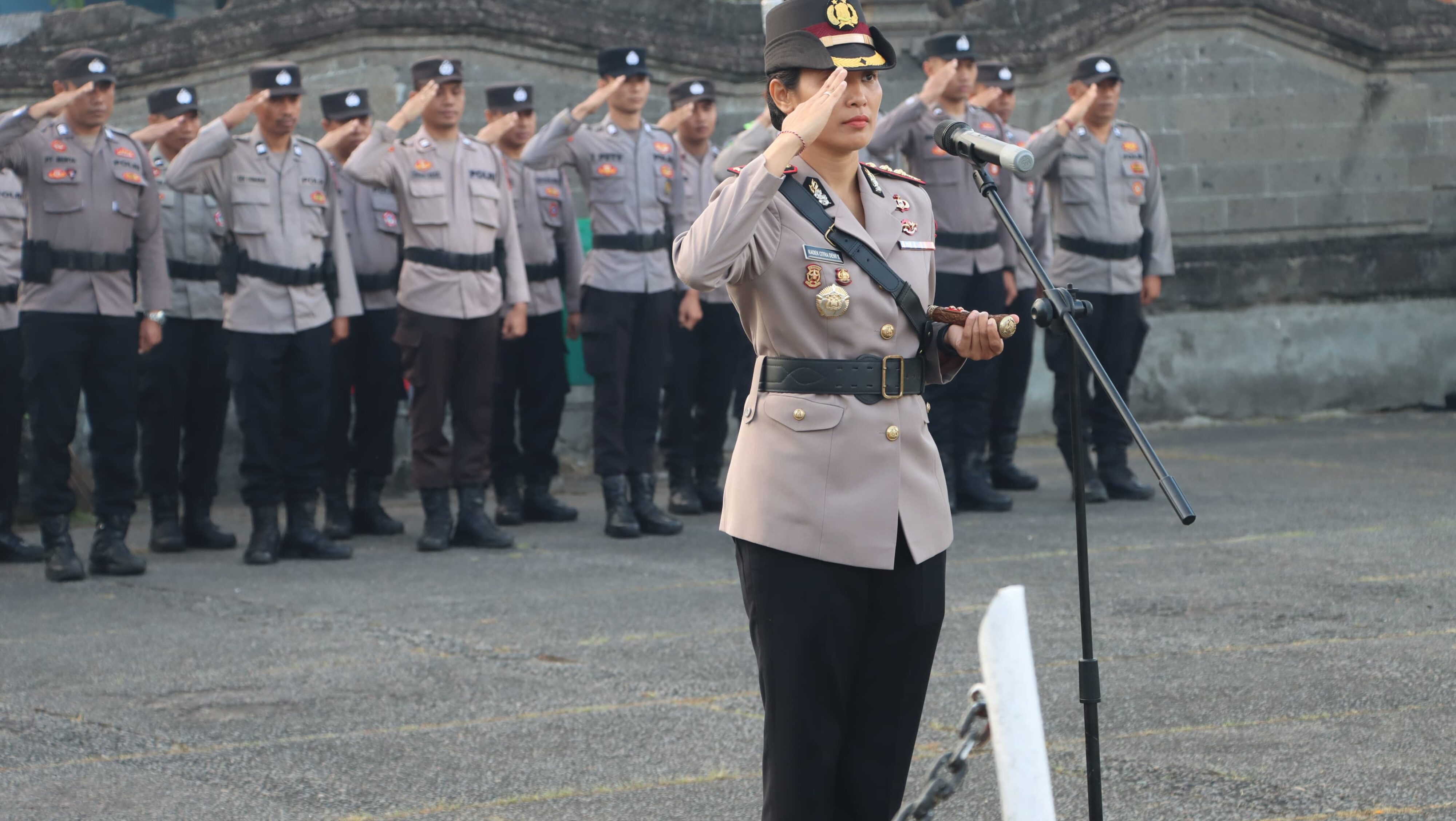 Polres Jembrana Gelar Ziarah Rombongan Di TMP Kesatria Kusuma Mandala Peringati Hari Bhayangkara Ke-79