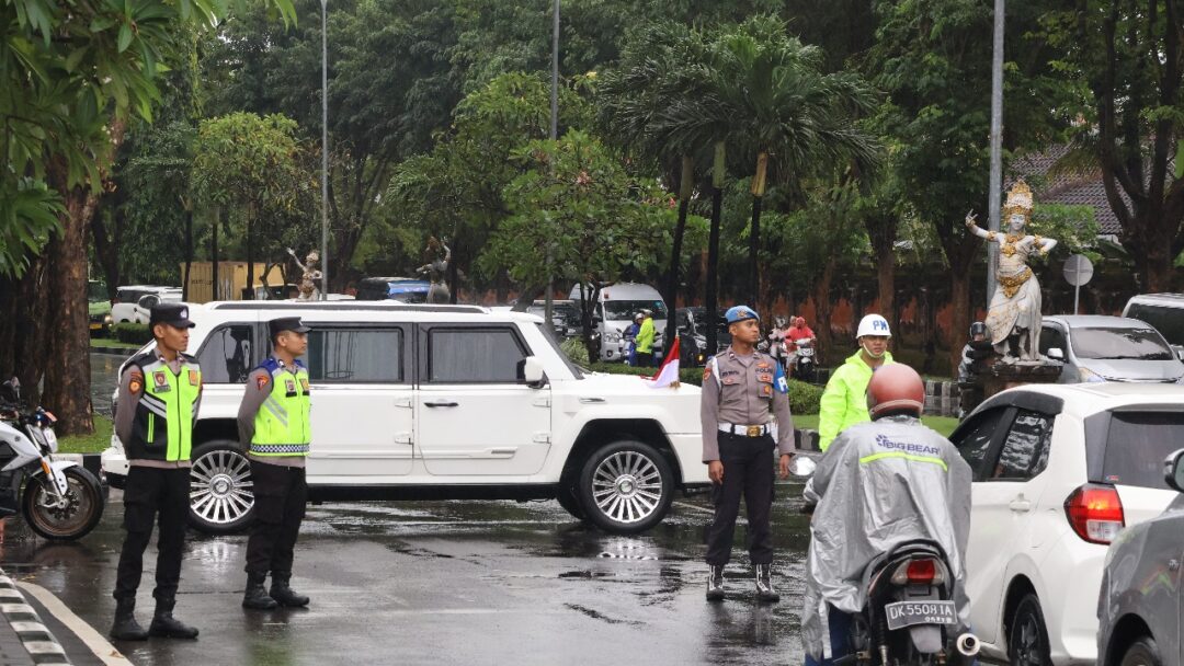 Polres Bandara Ngurah Rai Amankan Kedatangan Presiden RI Prabowo Subianto Melalui VIP Bandara