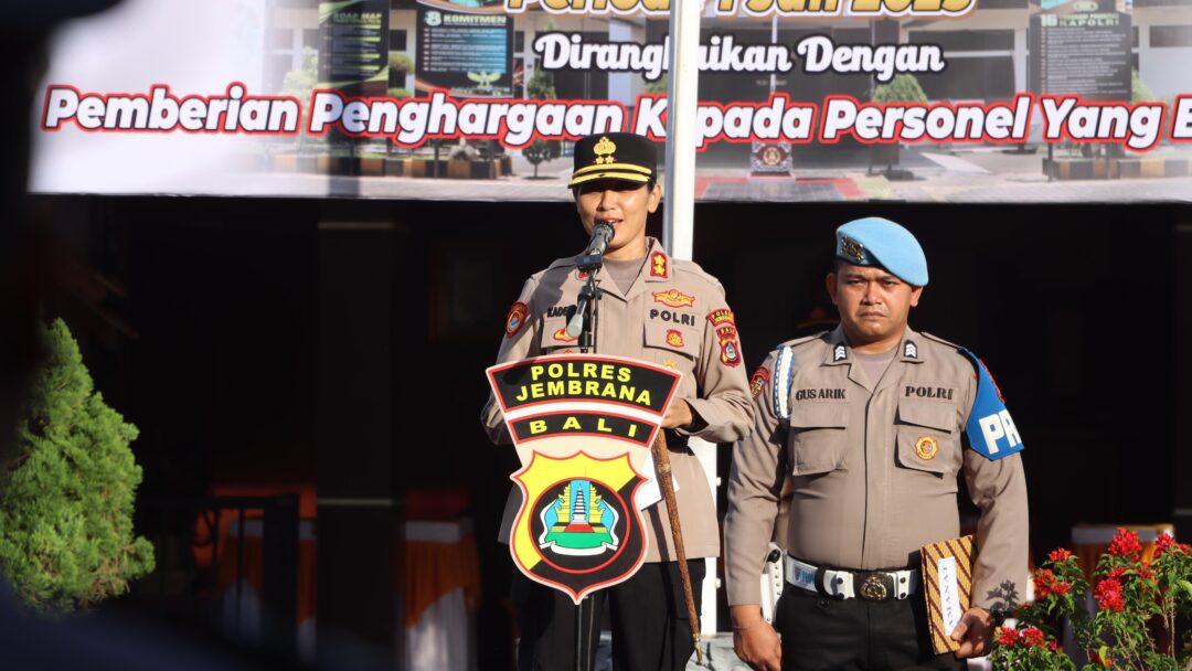 39 Personel Naik Pangkat, Polres Jembrana Gelar Upacara Dan Beri Penghargaan Untuk Personel Berprestasi