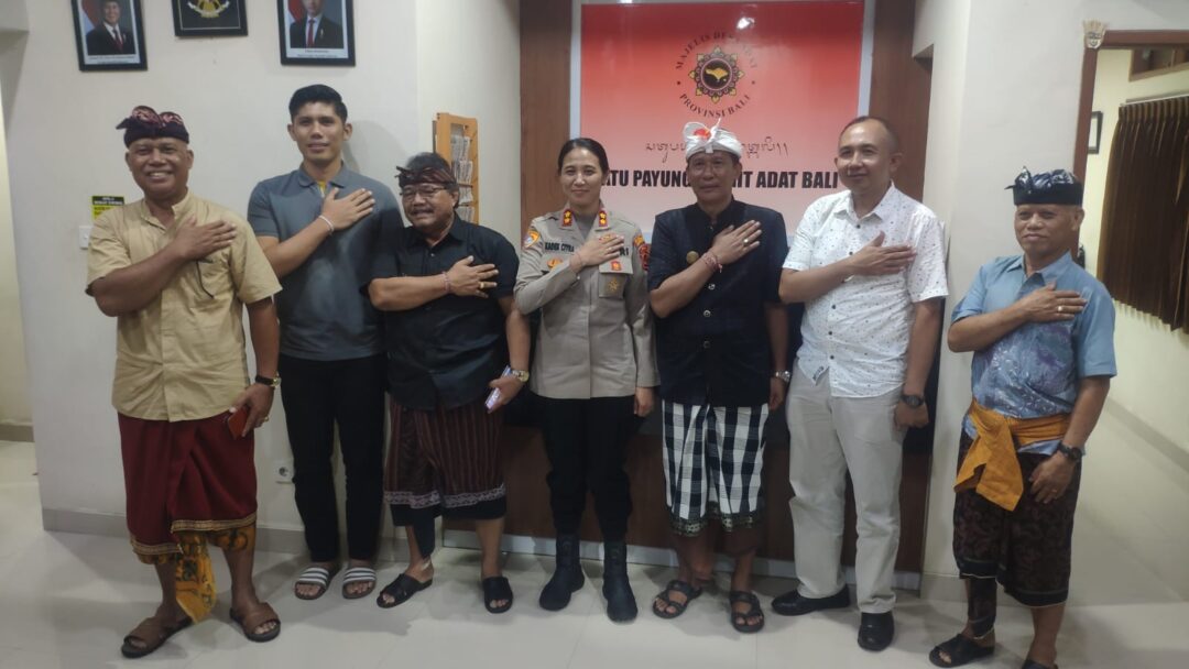 Pererat Sinergi, Kapolres Jembrana Gelar Jumat Curhat Bersama Ketua MDA Dan Pengurus