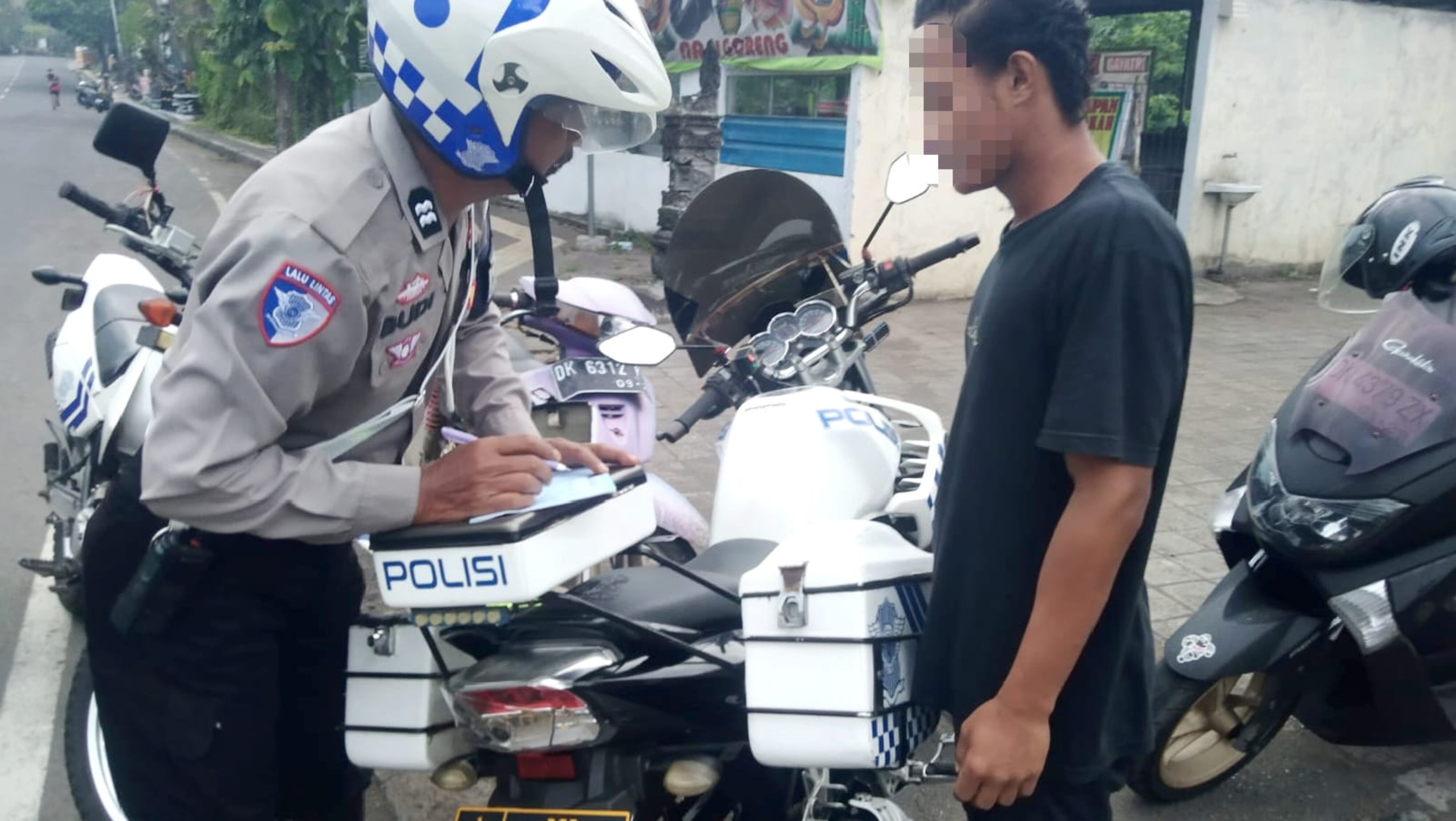 Satgas Gakkum Ops Patuh Agung 2025 Polres Jembrana Gelar Penindakan Di Jalur Rawan Pelanggaran Lalulintas