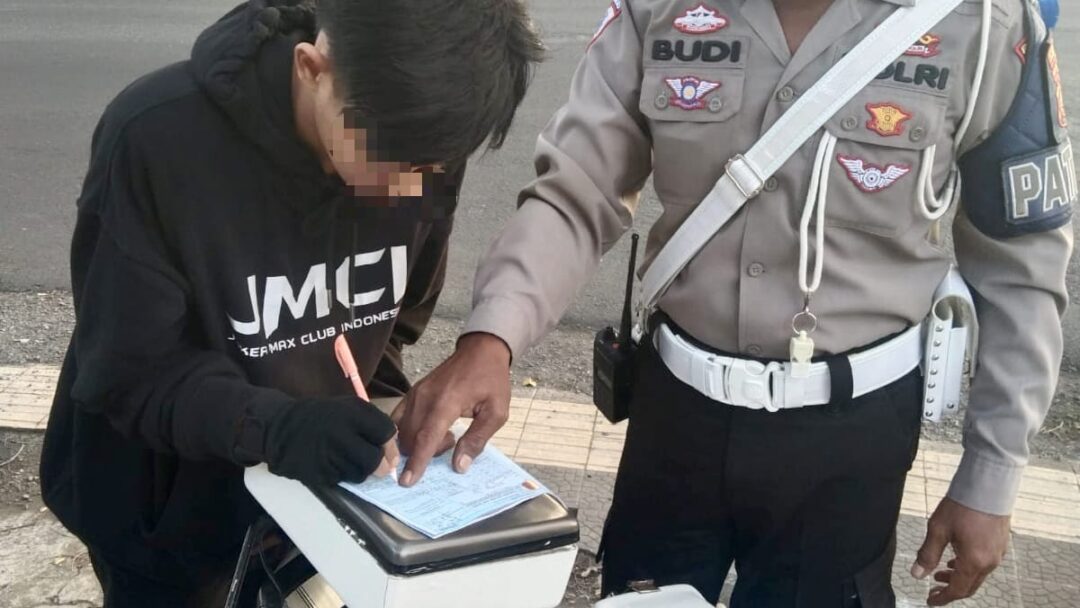 Gencarkan Penindakan Pelanggar Lalin, Satgas Gakkum Ops Patuh Agung 2025 Gelar Razia Di Jalan Udayana Negara