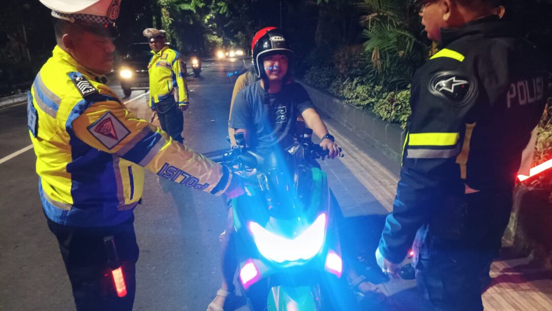 Satgas Gakkum Gelar Operasi Patuh Malam Hari Di Jembrana, Fokus Jalur Rawan Pelanggaran