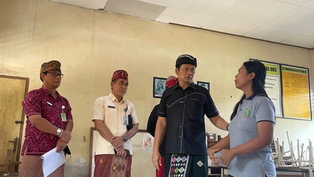 Bupati Kembang Perintahkan Perbaikan Sekolah Gunakan Anggaran BTT