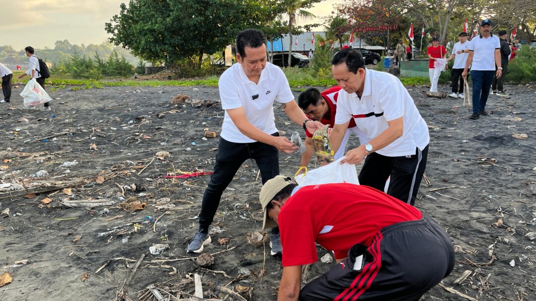 HUT Ke-130 Kota Negara : Ribuan Tukik Dilepas, Pantai Bersih Dari Sampah Plastik
