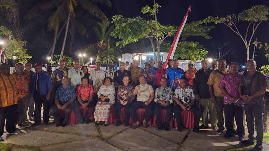 Ketua MRP: Ini Baru Pertama Kali Sepanjang Sejarah, Pj Gubernur Bertemu Dengan Ondoafi Dan Tokoh Adat Se-Provinsi Papua